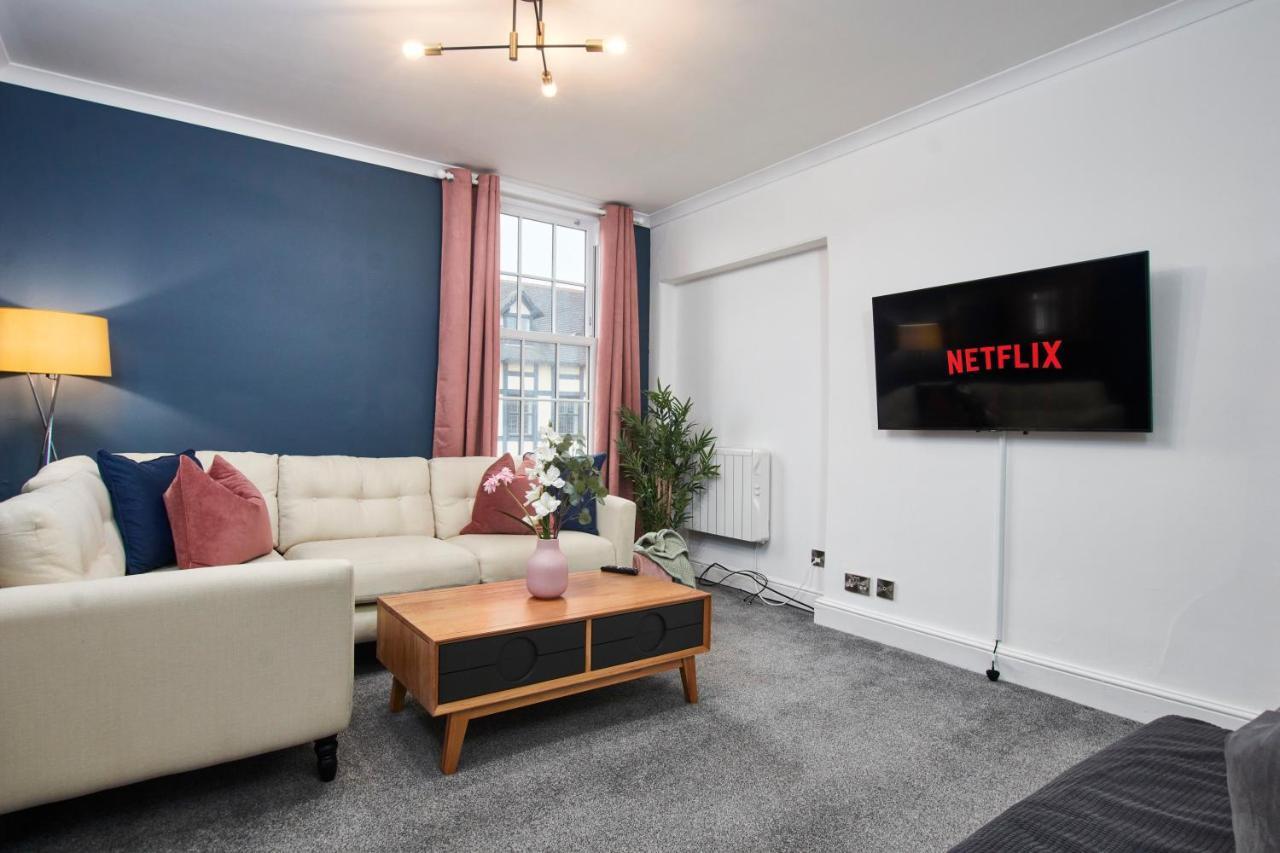 Stunning Two Bedroom Apartment By Purestay Short Lets & Serviced Accommodation Warwickshire With Parking Stratford-upon-Avon Exterior photo